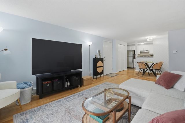 200 Manning Street 11C, Hudson, MA 01749