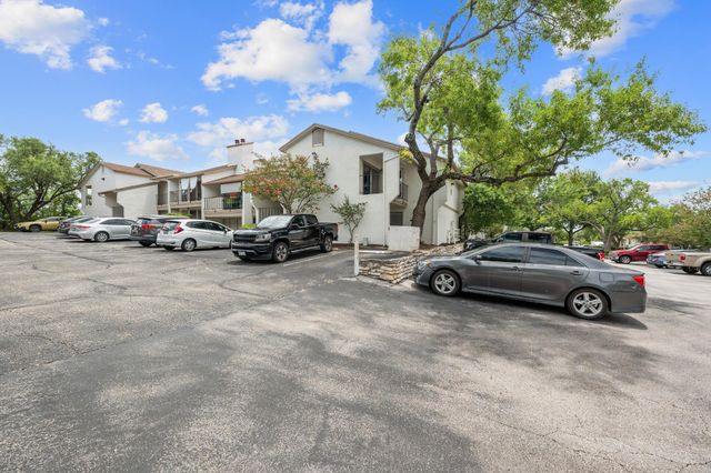 6910 Hart LN 211, Austin, TX 78731
