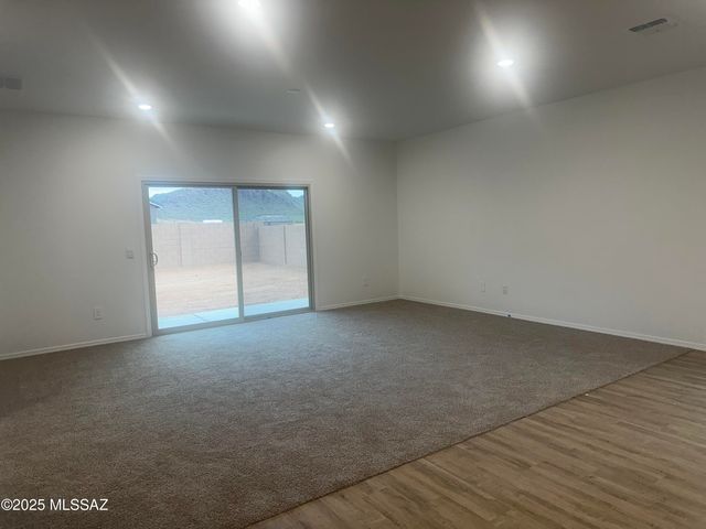 8679 W Prairie Acacia Drive, Marana, AZ 85653