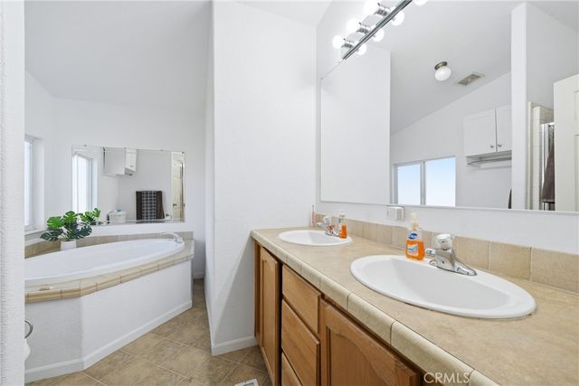17225 Valley 69W, Fontana, CA 92335