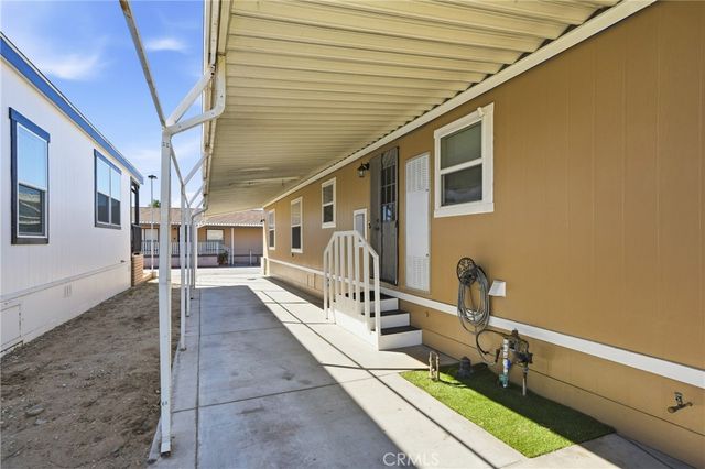 17225 Valley 69W, Fontana, CA 92335