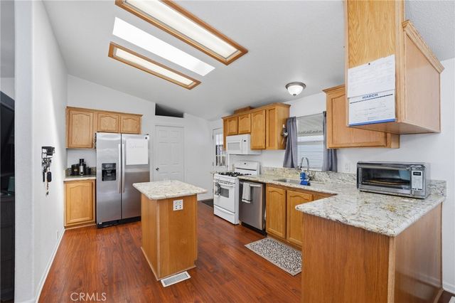 17225 Valley 69W, Fontana, CA 92335