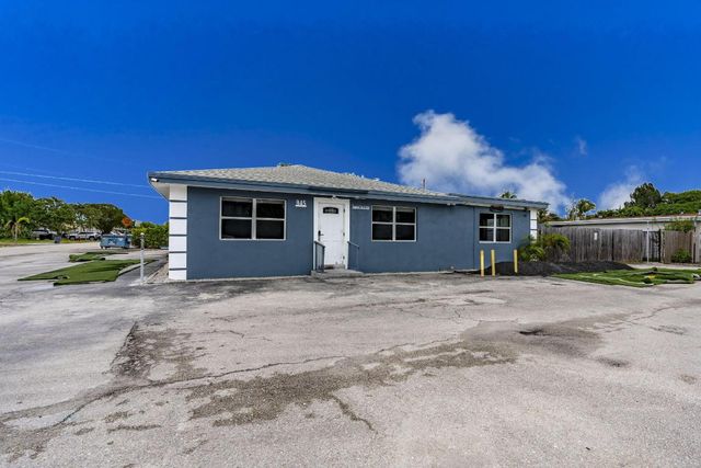 945 Miner Road, Lake Worth, FL 33462