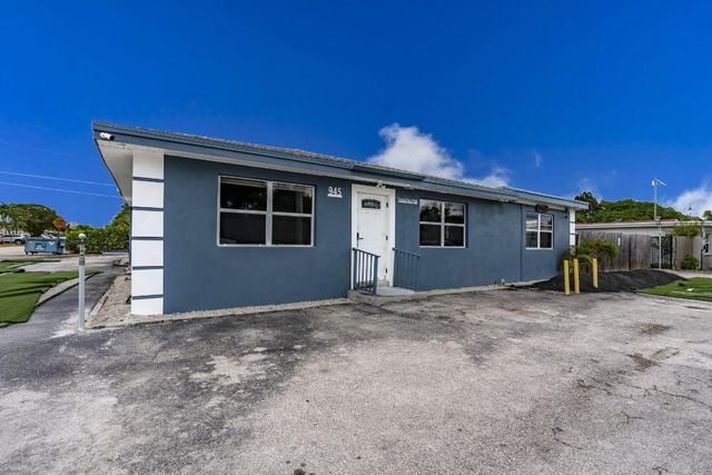 945 Miner Road, Lake Worth, FL 33462