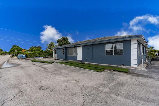 945 Miner Road, Lake Worth, FL 33462