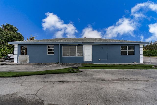 945 Miner Road, Lake Worth, FL 33462