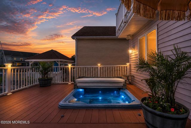 9 Cross Trees Road, Brick, NJ 08723