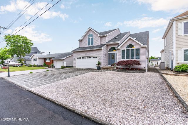 9 Cross Trees Road, Brick, NJ 08723