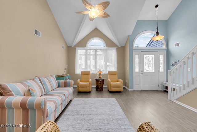 9 Cross Trees Road, Brick, NJ 08723