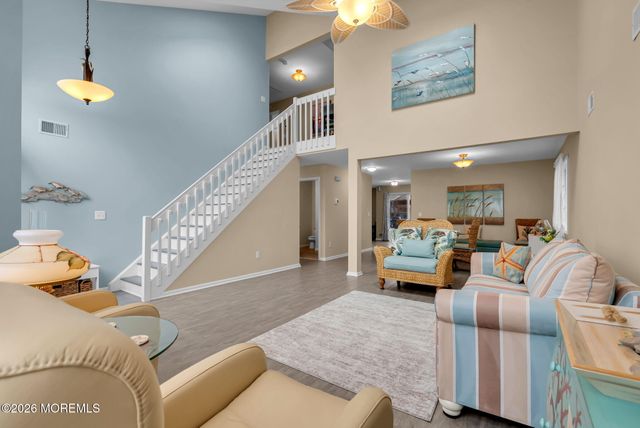 9 Cross Trees Road, Brick, NJ 08723