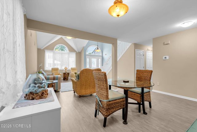 9 Cross Trees Road, Brick, NJ 08723