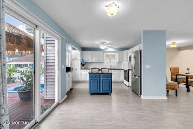 9 Cross Trees Road, Brick, NJ 08723
