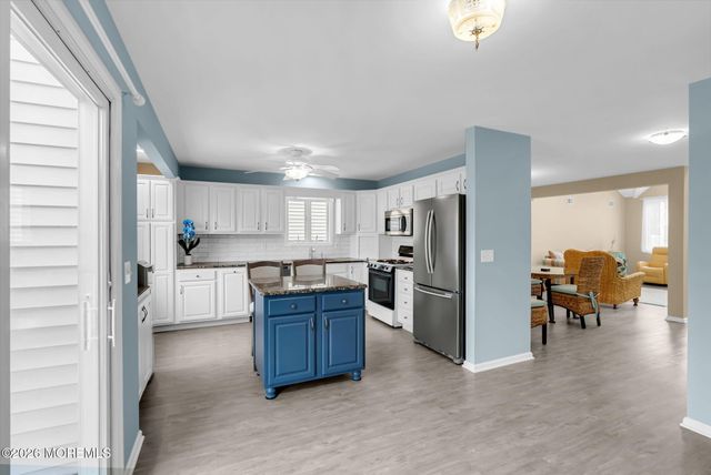 9 Cross Trees Road, Brick, NJ 08723