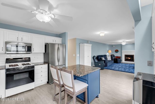 9 Cross Trees Road, Brick, NJ 08723