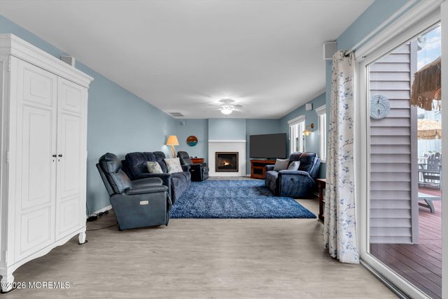 9 Cross Trees Road, Brick, NJ 08723
