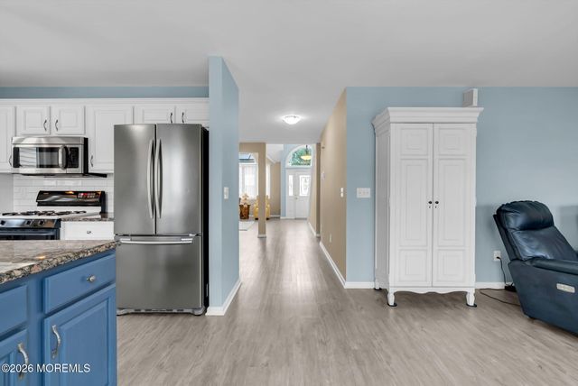 9 Cross Trees Road, Brick, NJ 08723