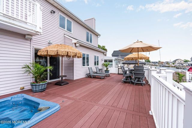9 Cross Trees Road, Brick, NJ 08723