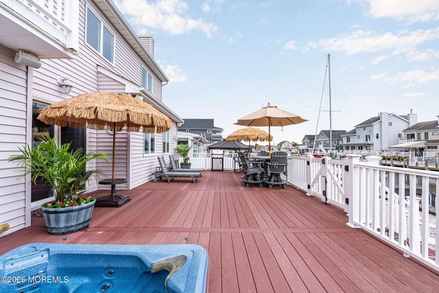 9 Cross Trees Road, Brick, NJ 08723