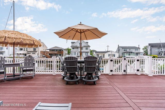 9 Cross Trees Road, Brick, NJ 08723