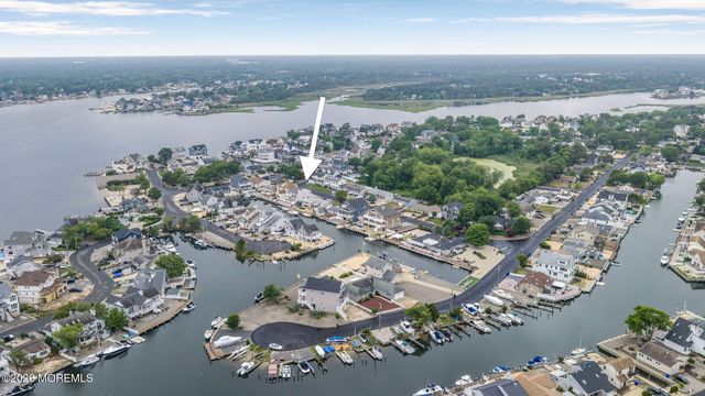 9 Cross Trees Road, Brick, NJ 08723
