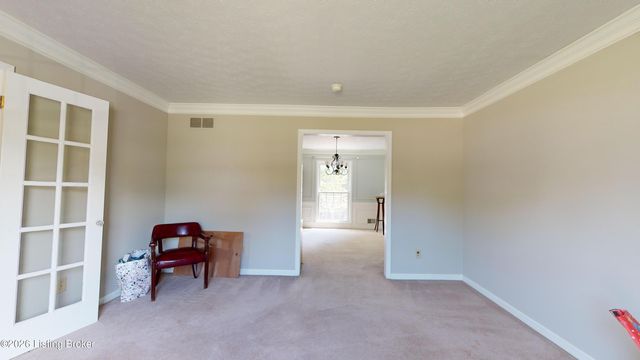 12108 Greenvalley Dr, Douglass Hills, KY 40243