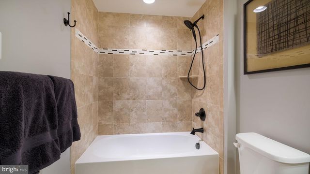 105 BRENTWOOD CT, Montgomeryville, PA 18936