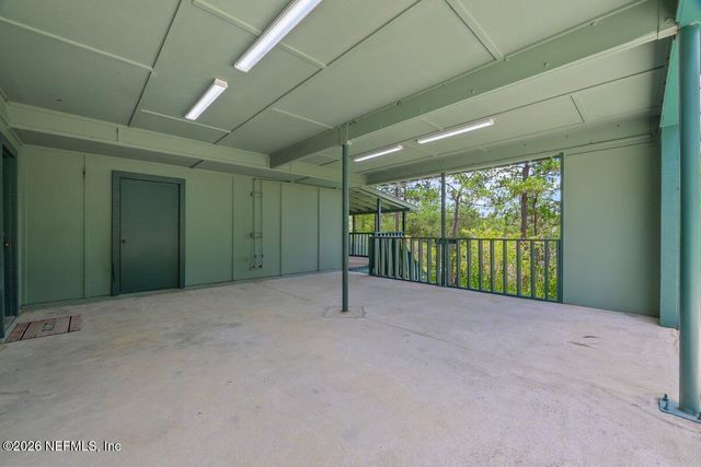 251 CUE LAKE Drive, Hawthorne, FL 32640