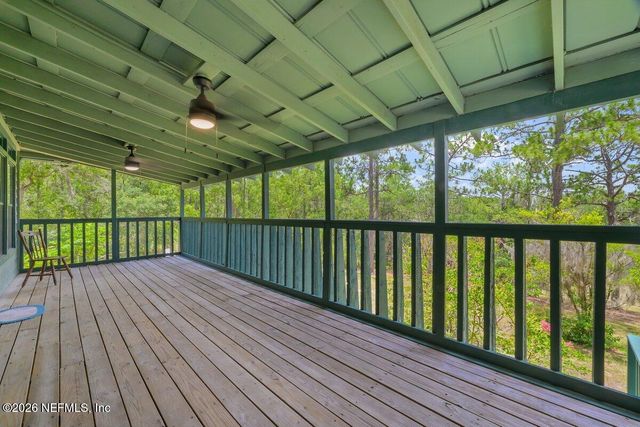 251 CUE LAKE Drive, Hawthorne, FL 32640