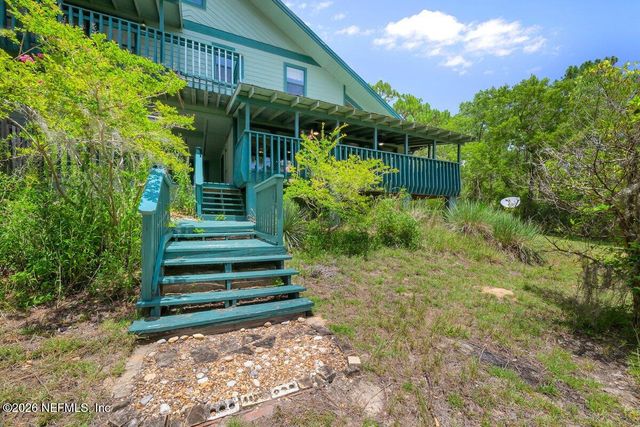251 CUE LAKE Drive, Hawthorne, FL 32640