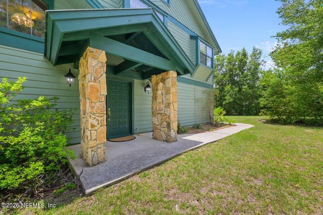 251 CUE LAKE Drive, Hawthorne, FL 32640