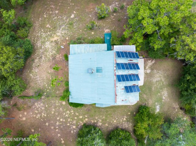 251 CUE LAKE Drive, Hawthorne, FL 32640