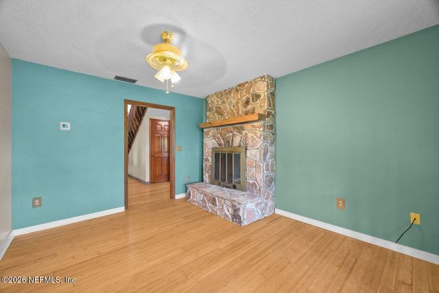 251 CUE LAKE Drive, Hawthorne, FL 32640