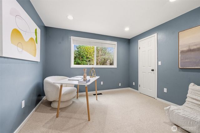 17202 NE 134th Place, Redmond, WA 98052