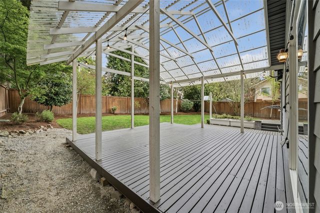 17202 NE 134th Place, Redmond, WA 98052