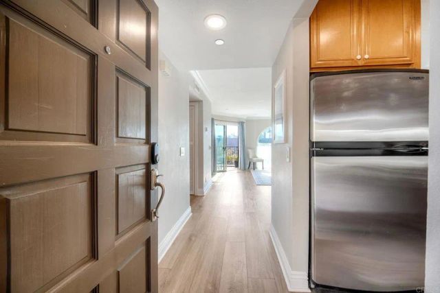 7509 Ave, La Jolla, CA 92037