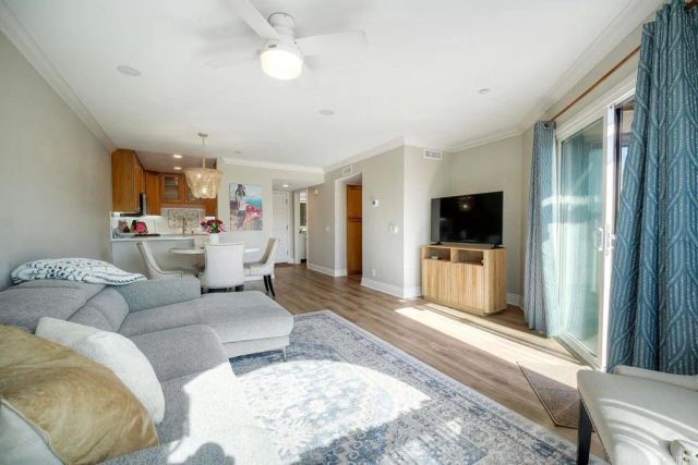 7509 Ave, La Jolla, CA 92037