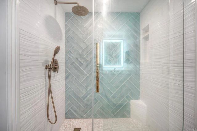 7509 Ave, La Jolla, CA 92037