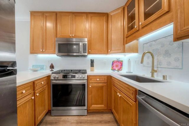 7509 Ave, La Jolla, CA 92037