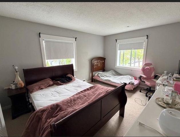 1 Universal St 9, Framingham, MA 01702