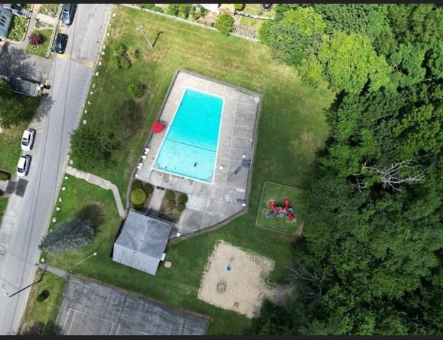 1 Universal St 9, Framingham, MA 01702