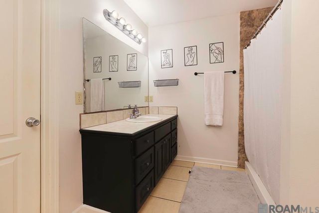 1036 N Sears Ave, Gonzales, LA 70737