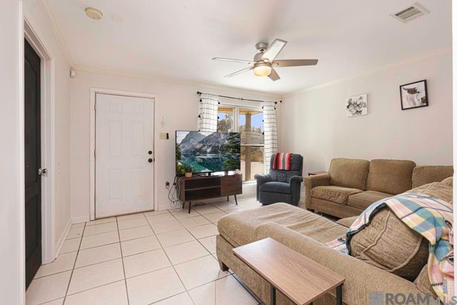 1036 N Sears Ave, Gonzales, LA 70737