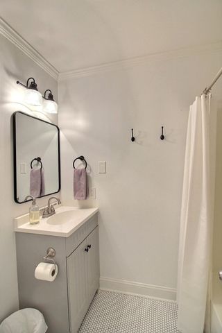 997 RIVER CURRENTS DR, Memphis, TN 38103