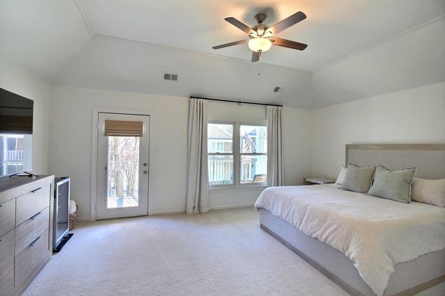 997 RIVER CURRENTS DR, Memphis, TN 38103