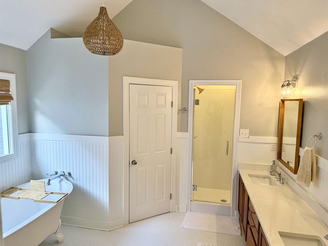 997 RIVER CURRENTS DR, Memphis, TN 38103