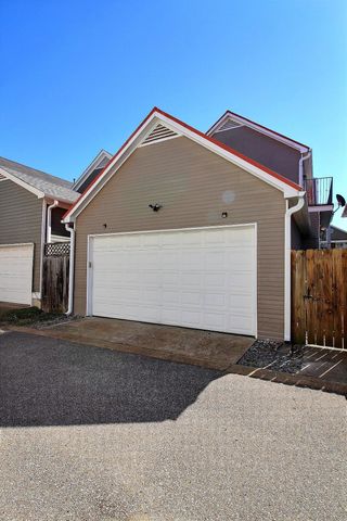 997 RIVER CURRENTS DR, Memphis, TN 38103