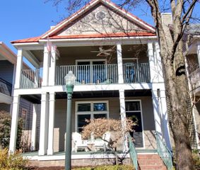 997 RIVER CURRENTS DR, Memphis, TN 38103