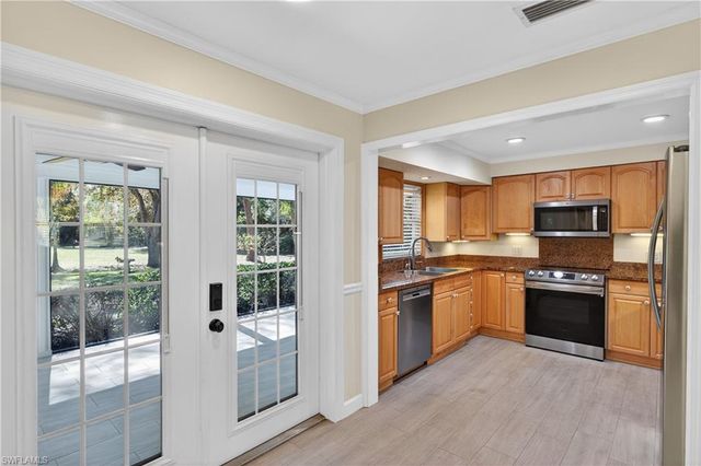 5100 Mahogany Ridge DR, Naples, FL 34119