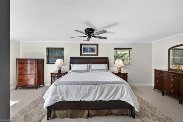 5100 Mahogany Ridge DR, Naples, FL 34119