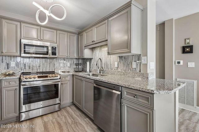 400 E BAY Street 1701, Jacksonville, FL 32202